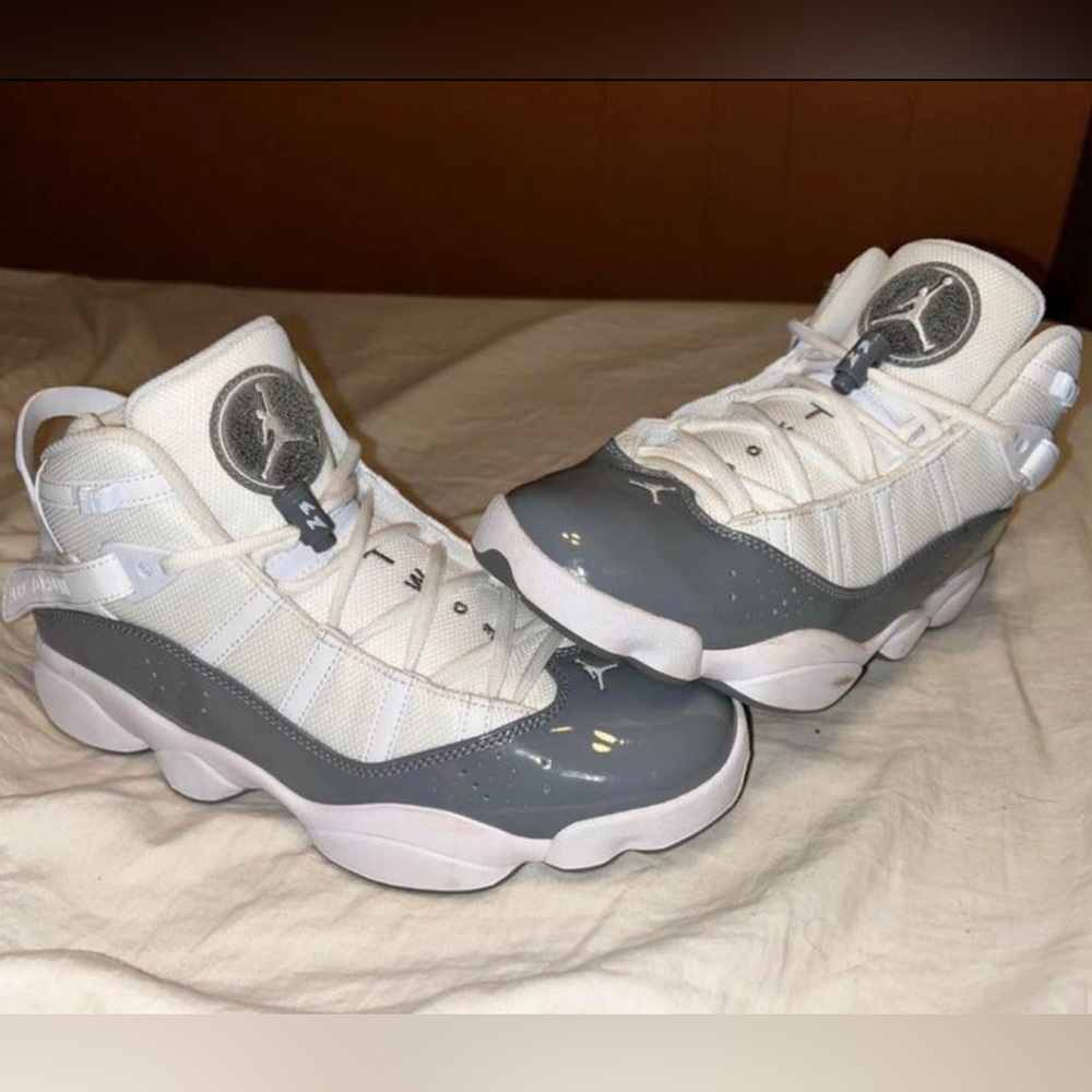 Air Jordan 6 rings gray and white edition